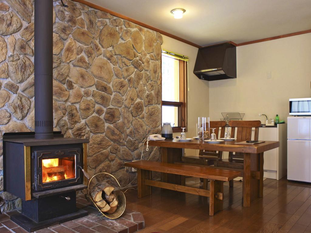 Phoenix Wing Hakuba Iida Zimmer foto